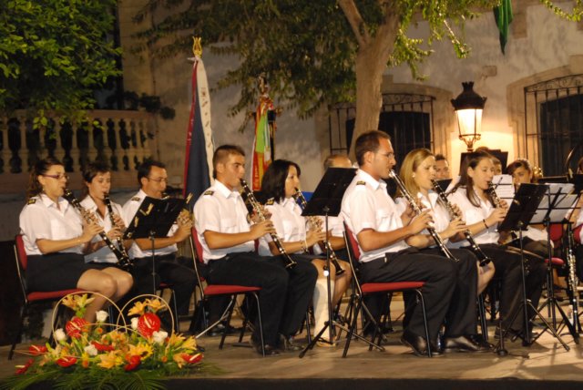 clarinetistasdelabandadelaasociacinculturaldenjar.jpg